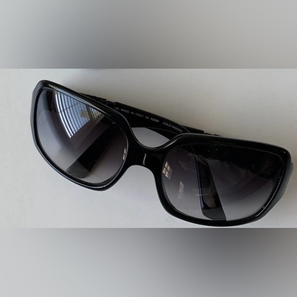 Fendi Accessories - Fendi FS445 Black Quilted Sunglasses